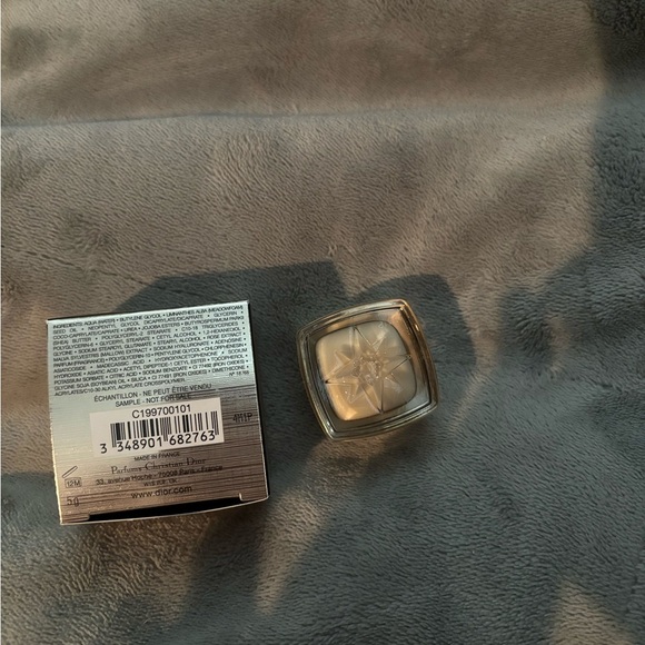 Dior Silver Moisturizer Luxurious Skincare - Picture 3 of 3